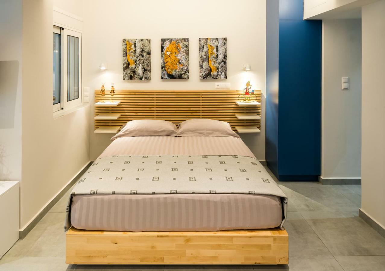 Central Cozy Studio With A Secret Garden Athens Ngoại thất bức ảnh